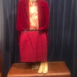 J. Crew No. 2 Pencil Skirt in wine / burgundy - 2 back pockets small back slit